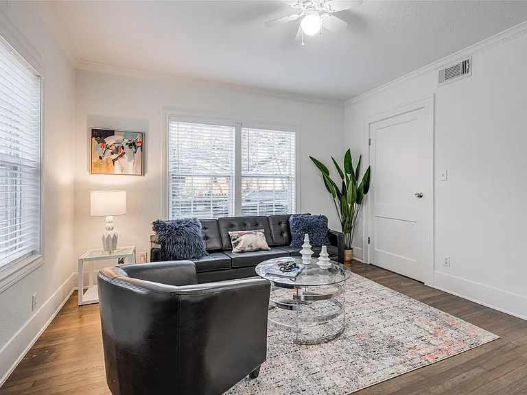 605 Bomar St #1 — Photo 8