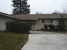 7607 Oakcreek Dr photo 1