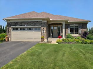 316 Wedgewood Cir, Hudson, WI 54016