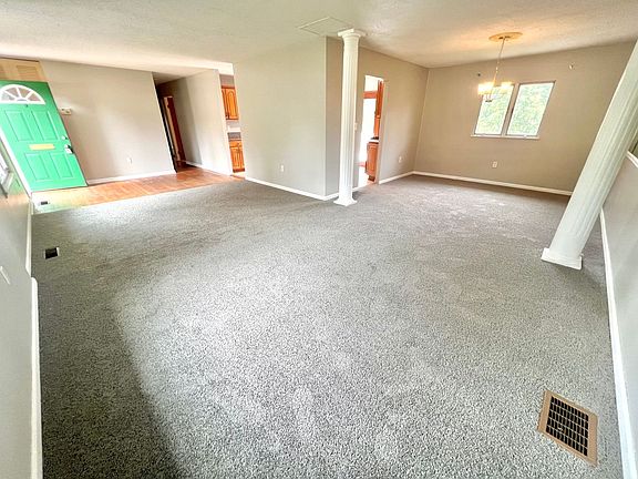 5th image of 5136 Yale Dr