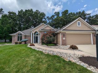 9015 Hickory Glen Trl, Fort Wayne, IN 46825