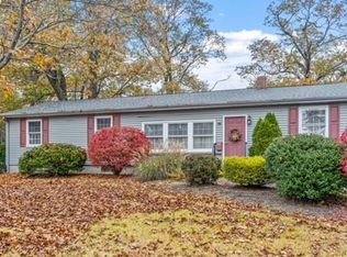 100 Peabody Dr, Warwick, RI 02889