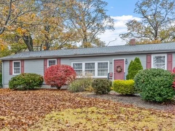 100 Peabody Dr, Warwick, RI 02889