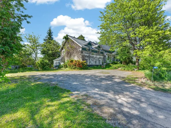 98 A Frankford Rd, Quinte West, ON K0K 2B0