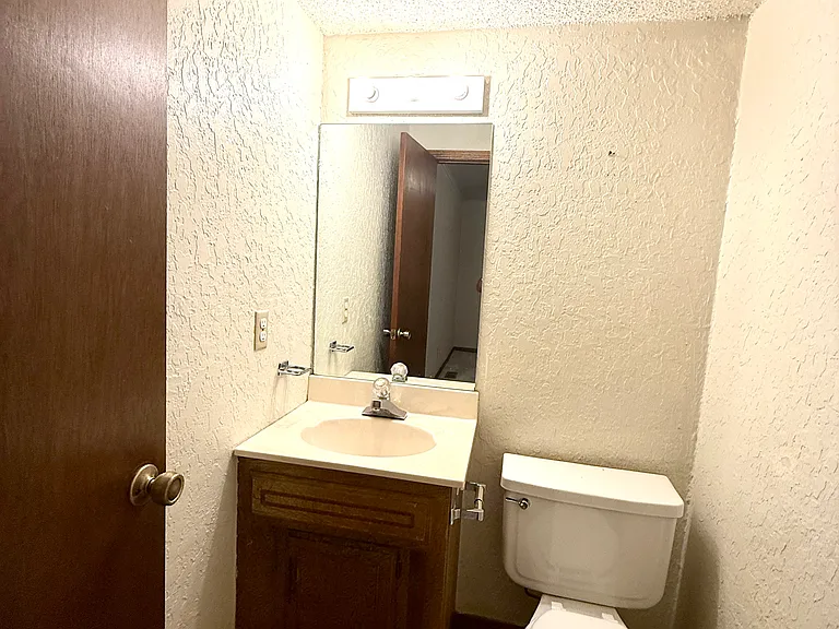 517 A St NW #1 — Photo 11