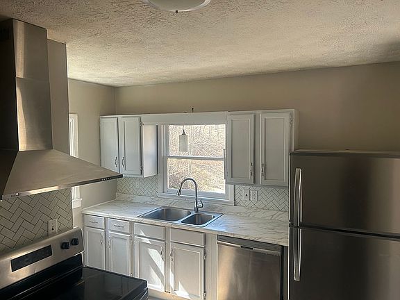 5th image of 9851 Double Island Rd