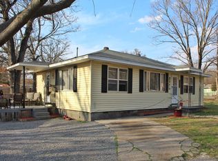 216 Northside Ct, Tahlequah, OK 74464