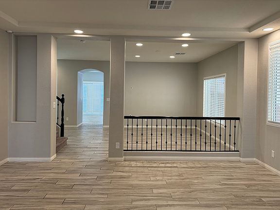 5th image of 9767 Cadence Creek Ct