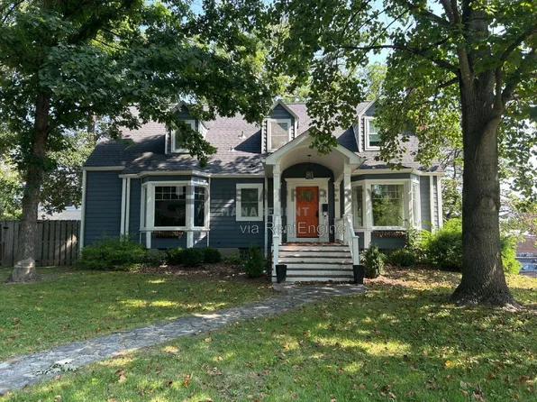 203 W Cedar Ave, Saint Louis, MO 63119