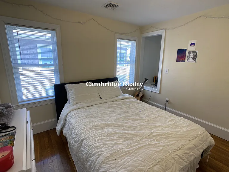 80 Ten Hills Rd #T — Photo 6