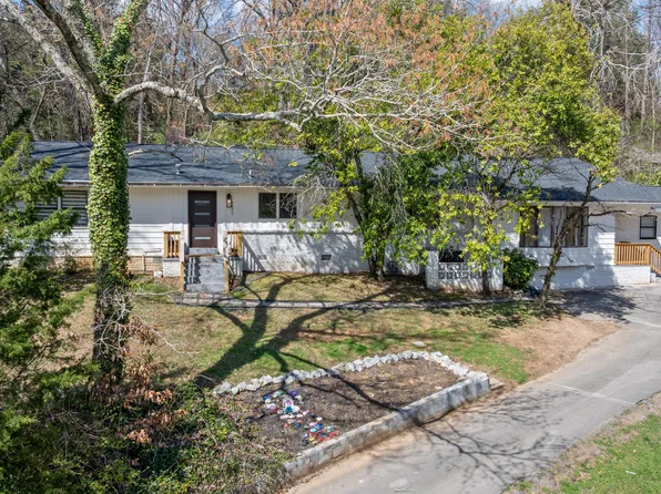 6020 Weems Rd, Knoxville, TN 37918