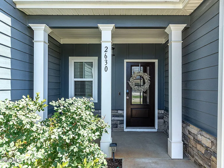 2630 Laurens St — Photo 6