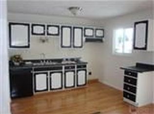 9051 Horn Rd, Windham, OH 44288