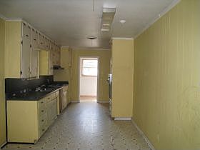5th image of 7816 Randle Dr