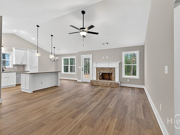 5th image of 1175 Lavender Road