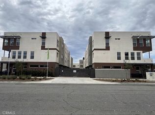 652 E 4th St, Pomona, CA 91766