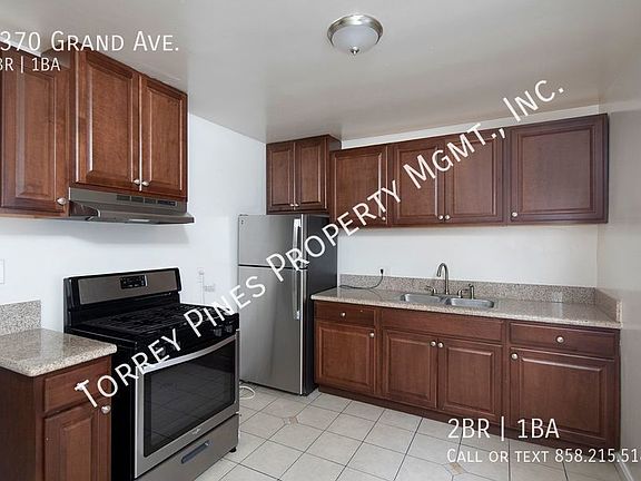 4th image of 1370 Grand Ave