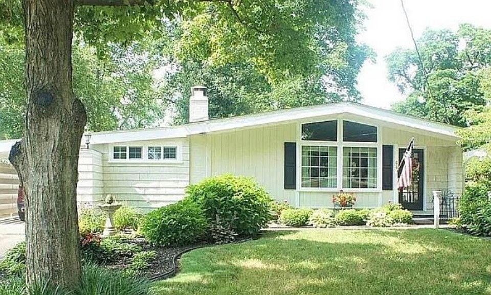 1st image of 44 Marberry Dr