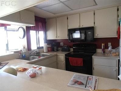 3rd image of 5590 Trailwinds Dr APT 416