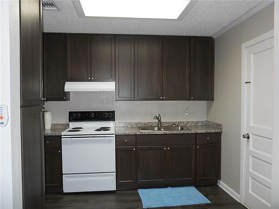 5th image of 61350 Holly Dr