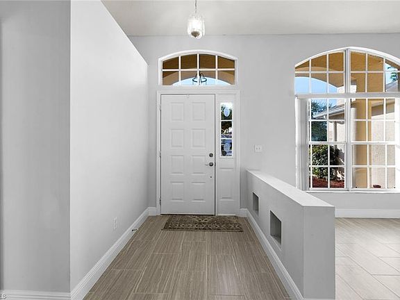 3rd image of 1545 Honor Ct