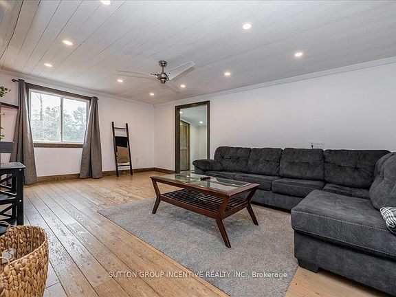 4th image of 1823 Coopers Falls Rd