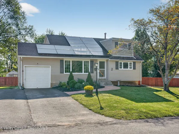 2 Edgewood Drive, Saugerties, NY 12477