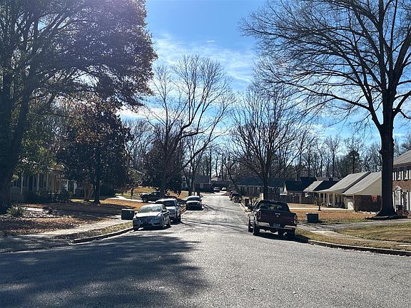 5th image of 3216 Ancroft Cv