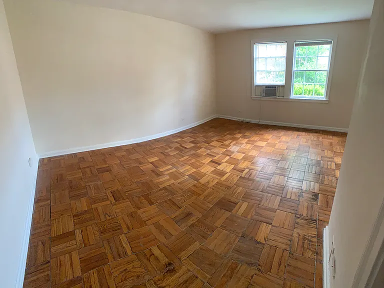2845 Thornhill Rd #123B — Photo 29