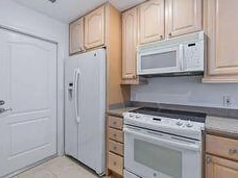 3 Oakland Ct — Photo 3