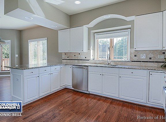 Hardwood flooring recently refinished also! Bright & Light.