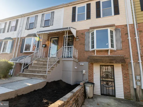 2702 S 80th St, Philadelphia, PA 19153