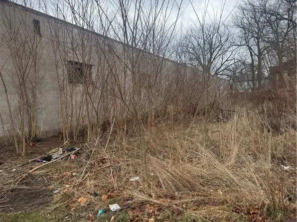 1023 Cleveland Ave #38, Niagara Falls, NY 14305