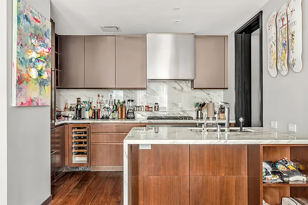 Rented by Compass | media 7