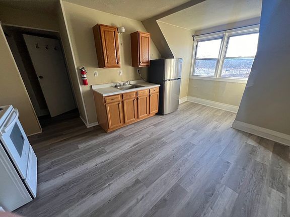 2nd image of 5307-5309 Perrysville Ave