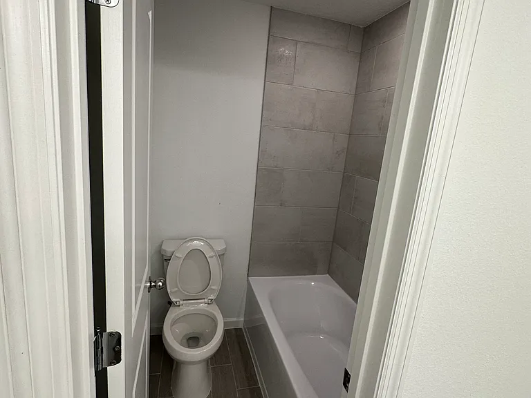4086 Haydon Burns Pl — Photo 25