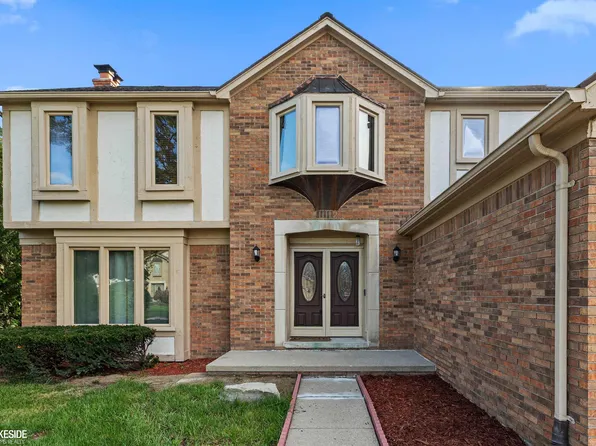 47570 Freedom Valley Dr, Macomb, MI 48044