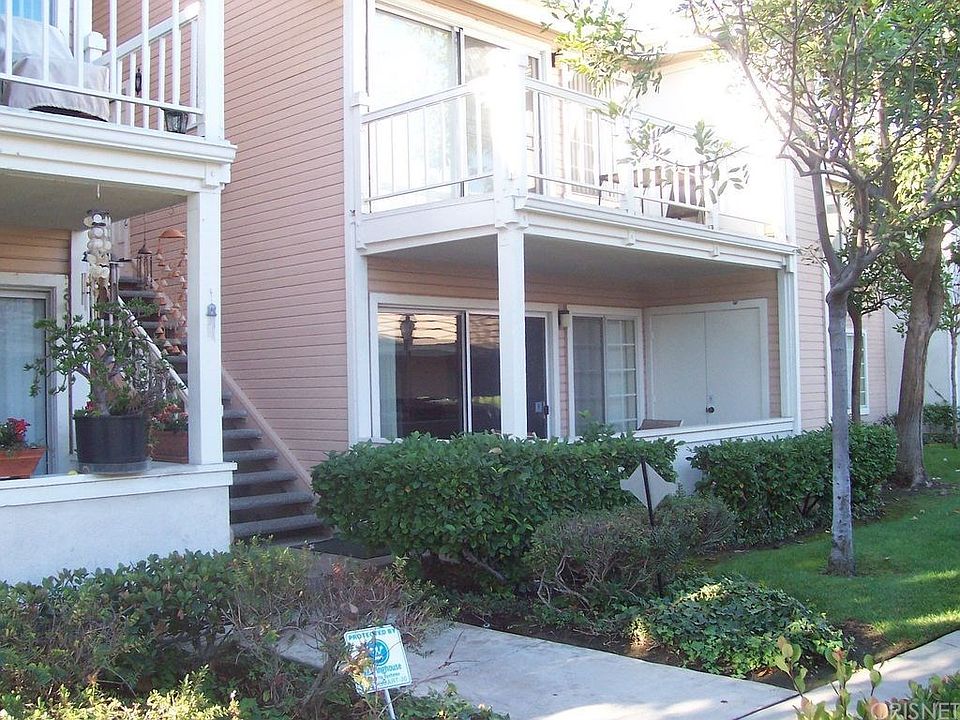 1st image of 3860 Amberly Dr Unit E