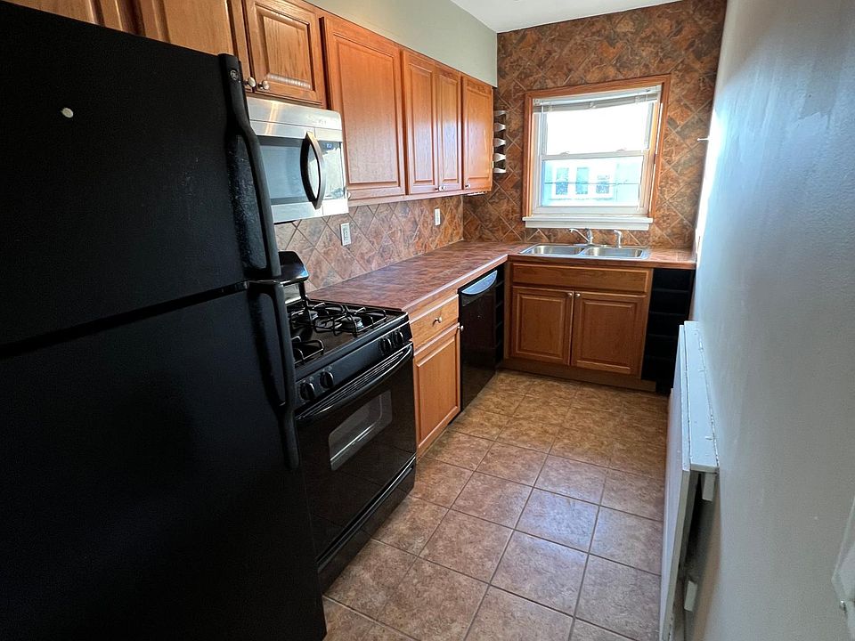 1st image of 3656 Grand Ave S #302
