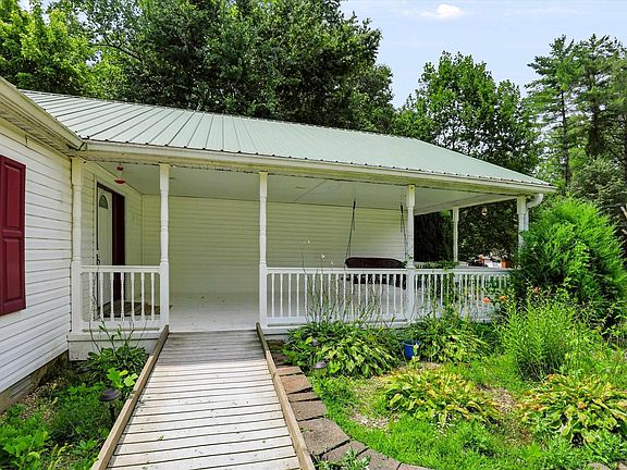 3rd image of 6528 N Showers Rd