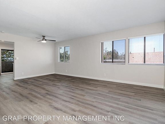 3rd image of 109 Avenida Las Brisas #D