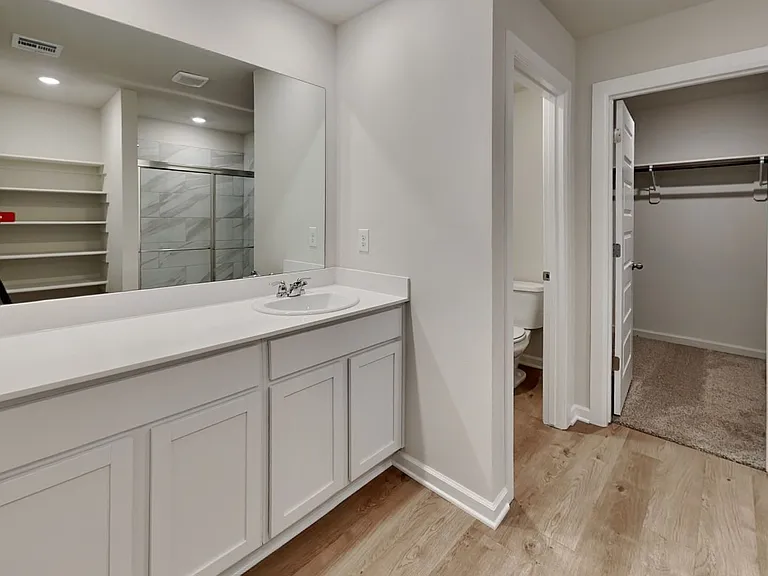 6101 Green Meadow Ln — Photo 10