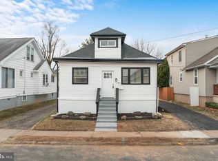 131 Homecrest Ave, Ewing, NJ 08638