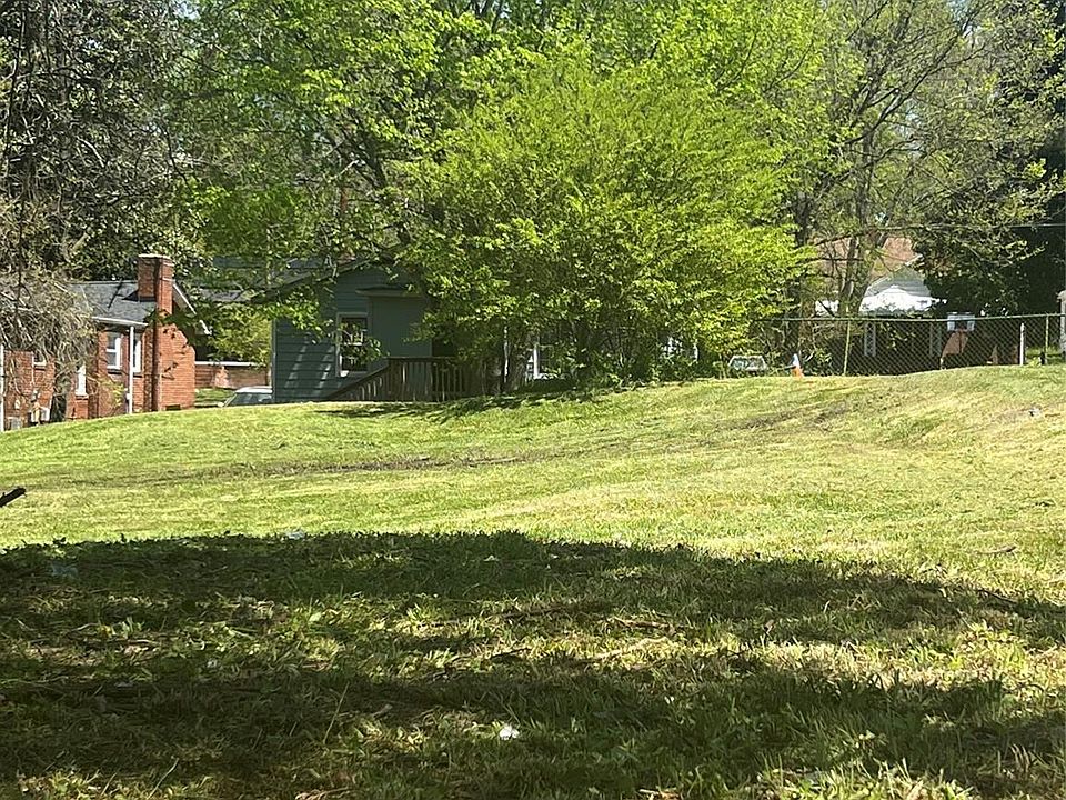 2nd image of 311 Church St