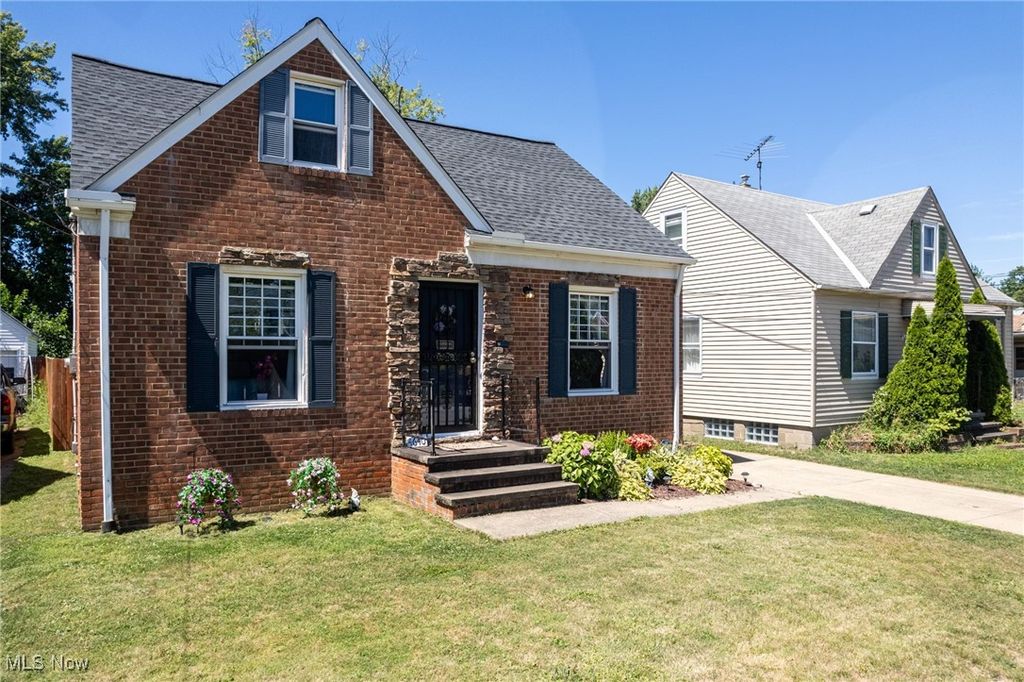 Real estate listing image