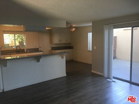 5th image of 1119 Huntington Dr