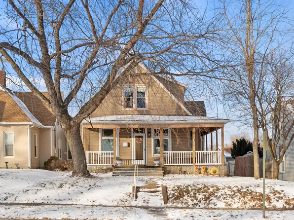 1103 Newell Ave, Muscatine, IA 52761