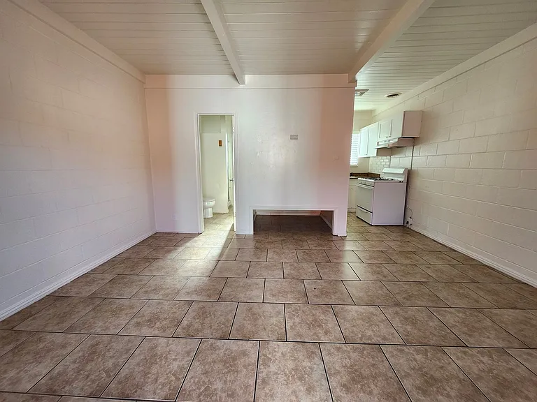 822 West Ave — Photo 6