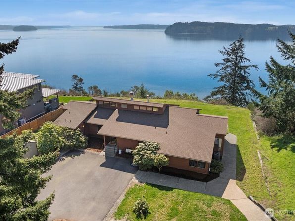 1054 Paiute Trail, Fox Island, WA 98333