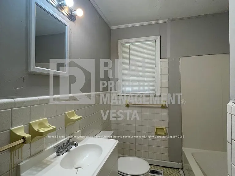 3242 Toole Dr — Photo 8